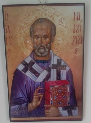 Saint Nicholas greets me at the base of my stairs :-)